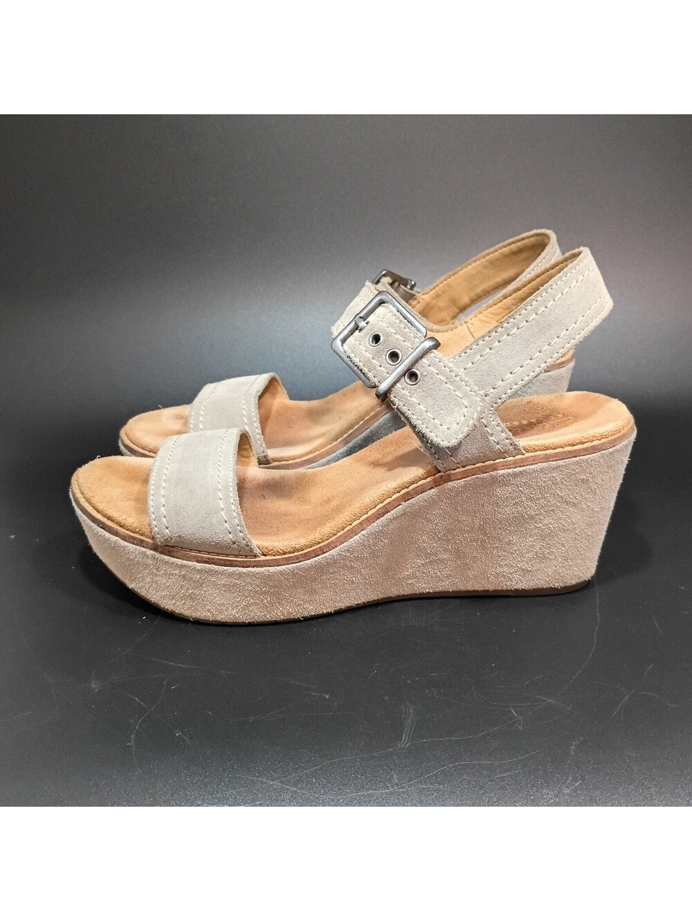 Clarks Artisan Aisley Orchid Tan Suede Leather Platform Wedge Heel Sandals Sz 9